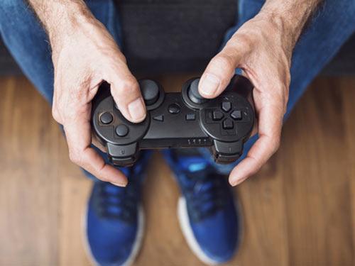 پنجمين كنفرانس بينالمللی بازیهای رايانهای، فرصتها و چالشها